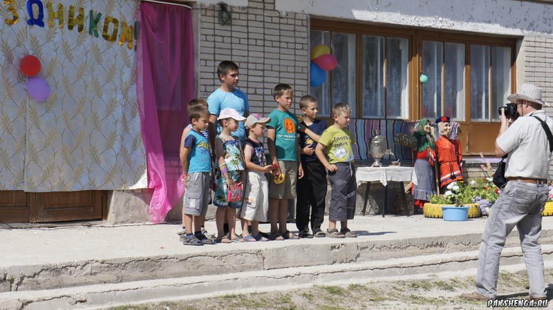 Пакшары и гости Пакшеньги на празднике День деревни 12 июля 2014 года